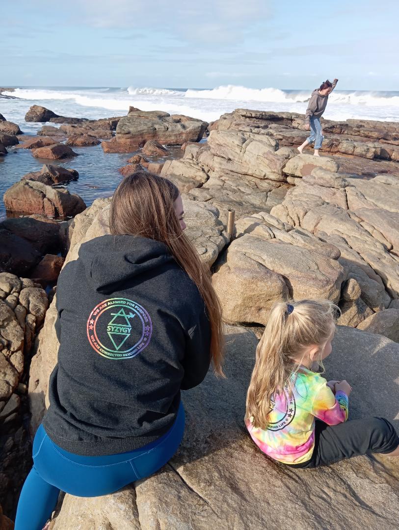 Unisex Pull Over Hoodies